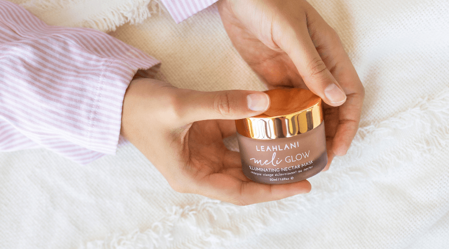 Hunaja on monipuolinen raaka-aine ihonhoidossa